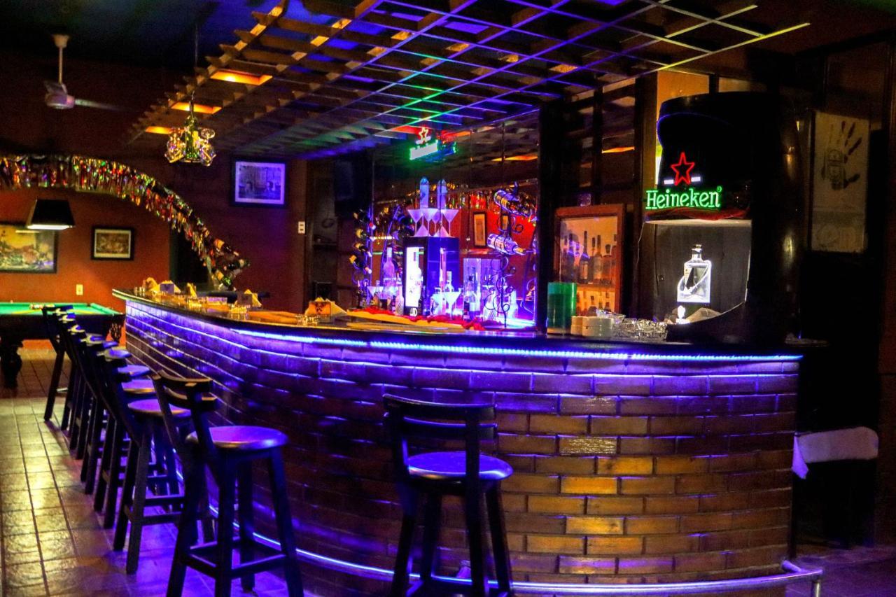 Adham Compound Hotel Кинг Мариут Екстериор снимка