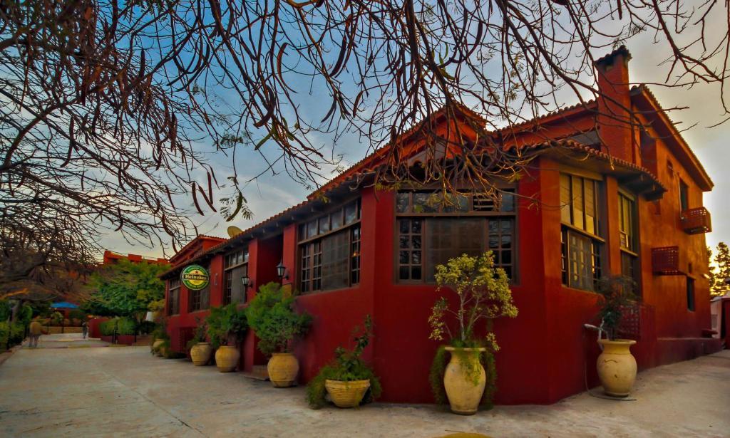 Adham Compound Hotel Кинг Мариут Екстериор снимка